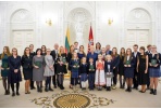 Konstitucijos egzamino nugalėtojų gretose Panevėžio “Šaltinio” progimnazijos moksleiviai