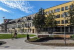 Skatinami trūkstamų specialybių pedagogai