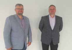 Iš kairės E. Sapeliauskas, A. Tautkus Iš kairės E. Sapeliauskas, A. Tautkus
